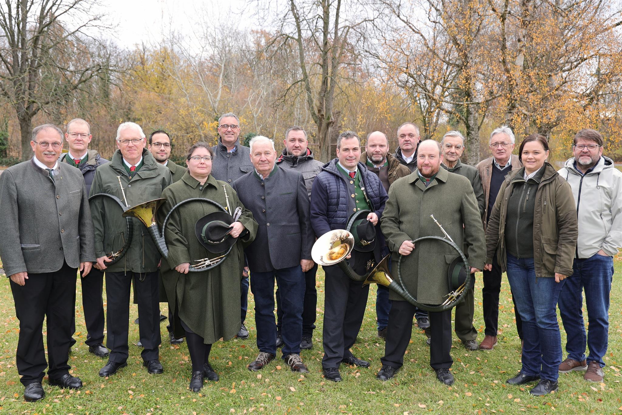 die Jagdhornbläsergruppe Buchberg und die Jäger aus Immendorf